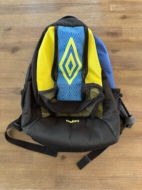 🟡EUC🟡 Umbro Youth Soccer Backpack